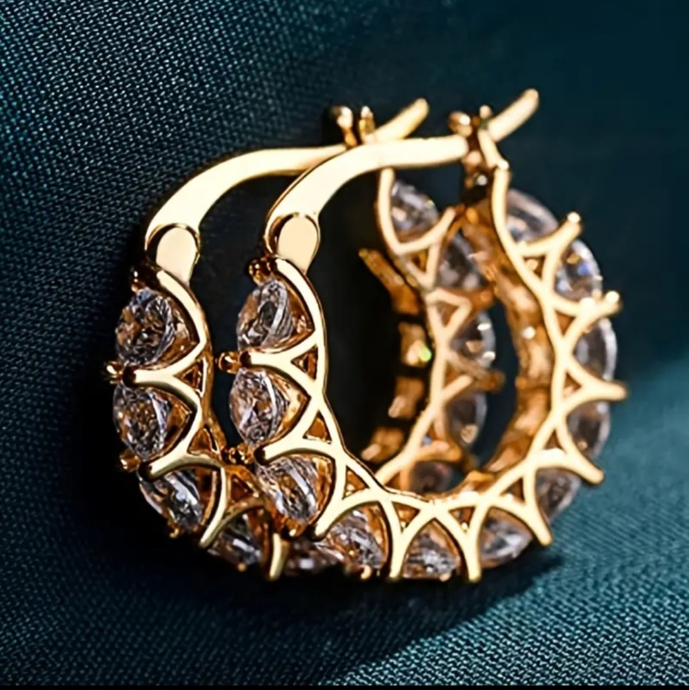 Exquisite design sparkle hoops in gold zircon. We deliver Looks for le…